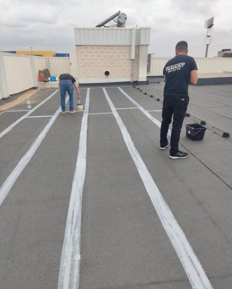 Equipo de rehabilitaciones Tamarit trabajando